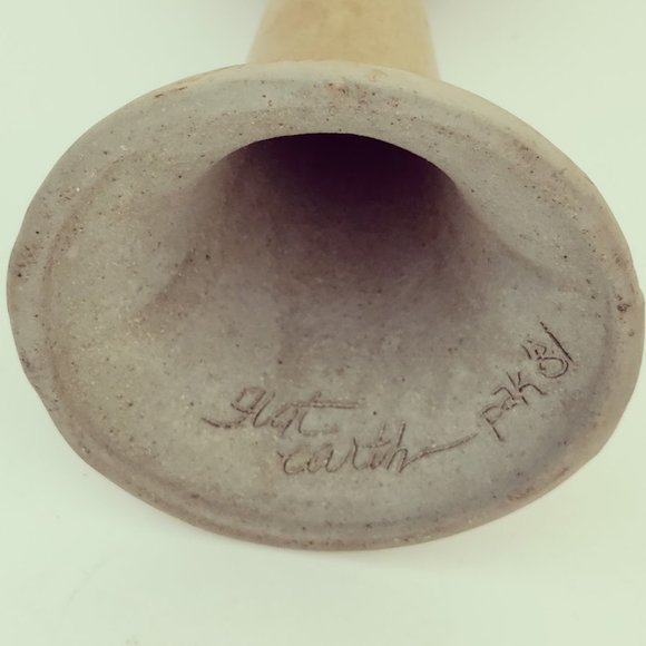 Antique Flat Earth PAK '81 Ceramic Vase - Picture 7 of 7